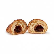  Cocoa and Hazelnut-Filled Croissant 90g x 60